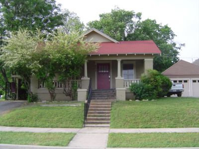 803 Hawthorne 2005

