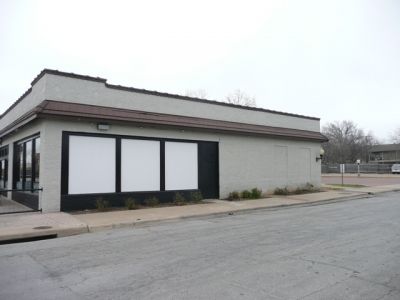 909 Magnolia side 2009
