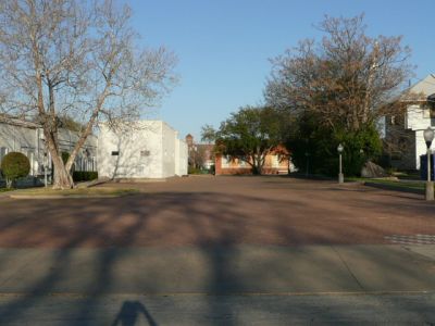909 Magnolia parking 2008
