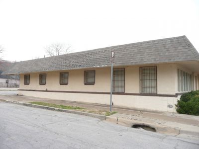 0951 Magnolia side 2009
