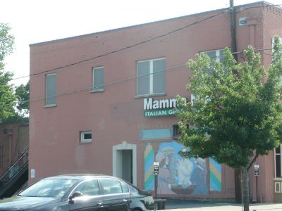 1000 Magnolia west side 2011
