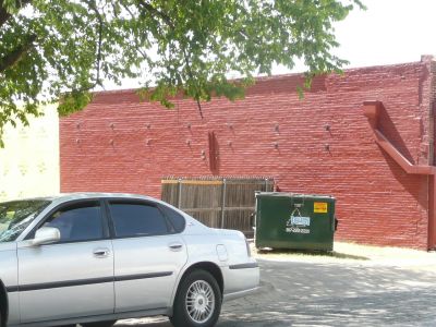 1001 Magnolia parking 2011
