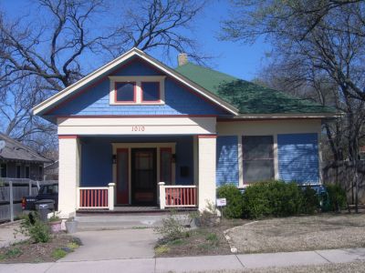 1010 Hawthorne 2010
