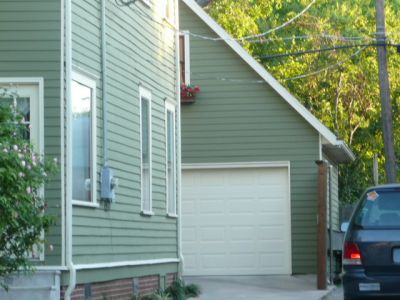 1013 Hawthorne garage 2008
