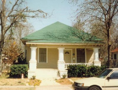 1016 Arlington 1995
Restoration by Anita Ruthenberg/Dave Stovall
