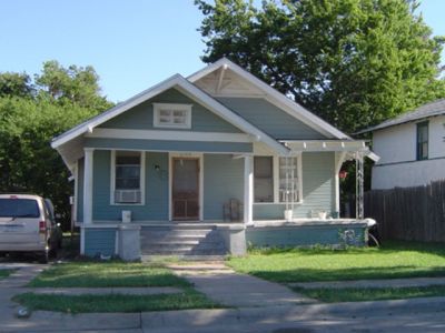 1108 Lilac 2005
