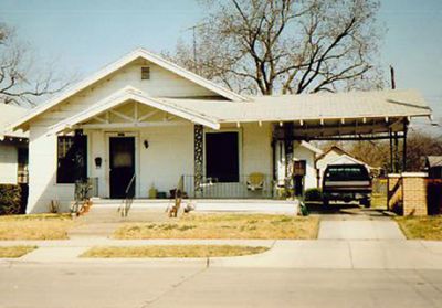 1200 Hawthorne 1995
