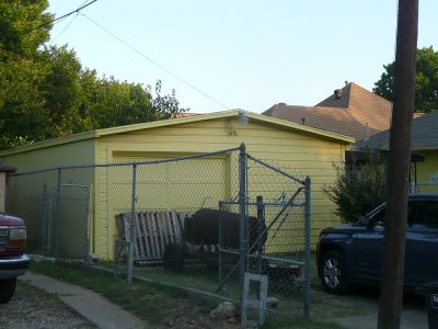 1201 Hawthorne garage 2012
