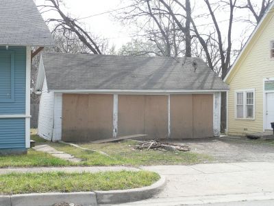 1207 Richmond garage 2011 March
