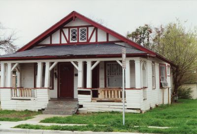 1300 Fairmount 2000
