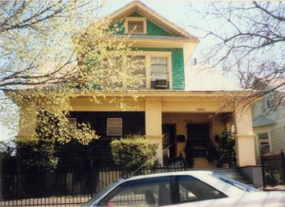1301 Hurley 1995
