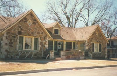 1301 Park Place 1995
