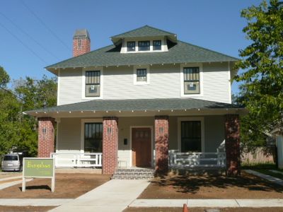 1317 College 2008 October
Built by Joe Frank Homes

