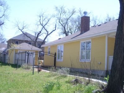 1319 Adams garage 2010

