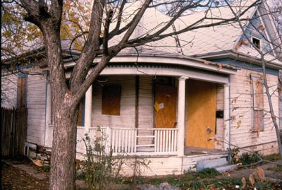 1322 5th 1991
Boarded and abandoned
