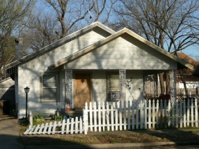 1323 Lake 2008
