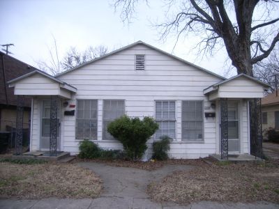 1324 Henderson 2010
