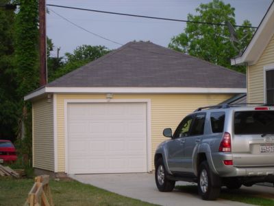 1325 6th garage 2005
