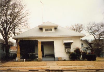 1326 College 1995
