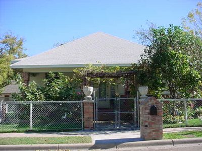 1327 Washington 2003
