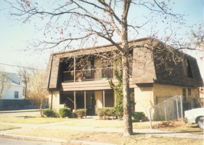 1328 Henderson 1995
