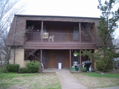 1328 Henderson 2010
