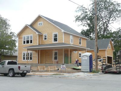 1329 Henderson 2011
