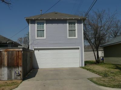 1331 6th garage 2011
