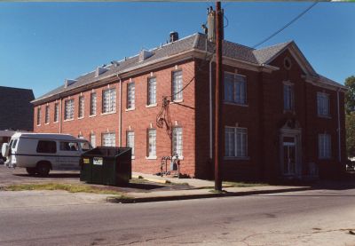 1400 College 2000
