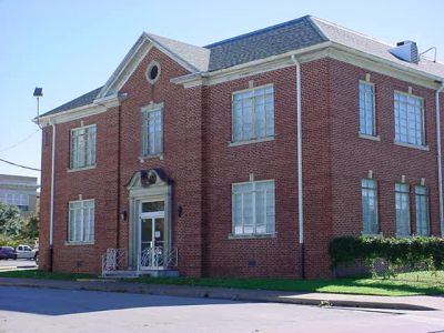 1400 College side 2003
