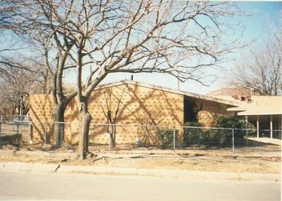 1400 Lipscomb 1995
