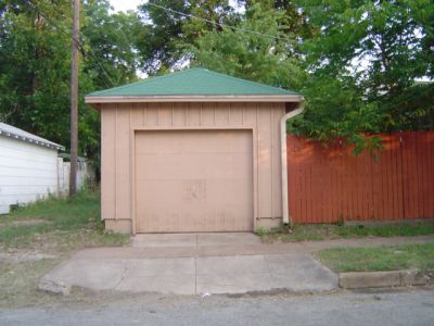 1401 7th garage 2005
