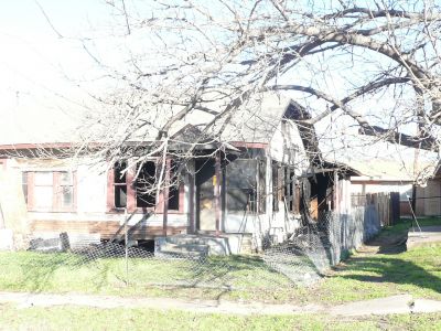 1401 Alston right side 2012 February
After fire.
