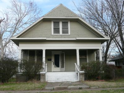 1401 Henderson 2008
