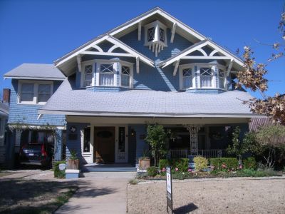 1404 Adams 2010
