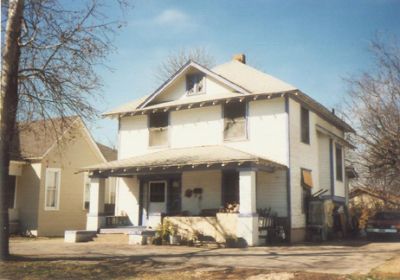 1404 Henderson 1995
