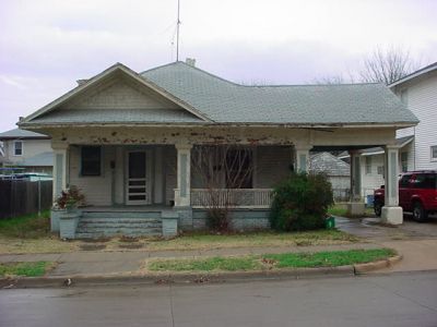 1405 Fairmount 2002
