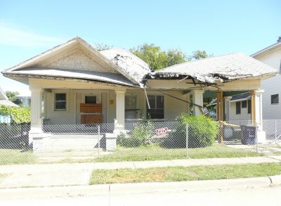 1405 Fairmount 2010
Scheduled for demolition, was rescued by
Fairmount Assn, and resold in 2 weeks
