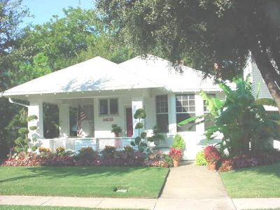 1408 Adams 2007
