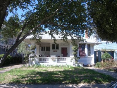 1408 Adams 2010
