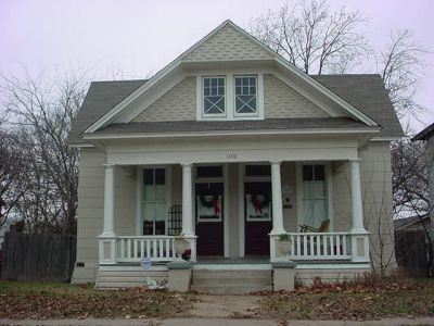 1408 Henderson 2002
Restoration by Clayton Holmes
to single family
