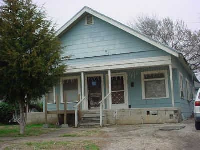 1409 Henderson 2003
