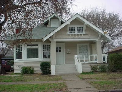 1415 Henderson 2003
