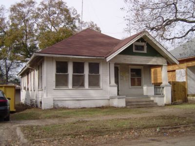 1416 Henderson 2004
