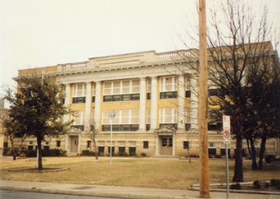 1419 College 1995
