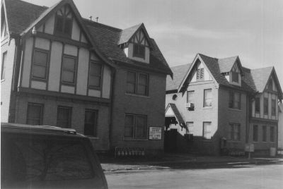 1420-1426 College 1990s

