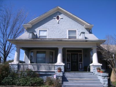 1424 Adams 2010
