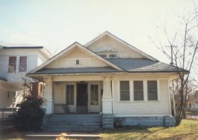 1425 Henderson 1995
