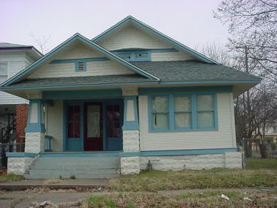1425 Henderson 2003
