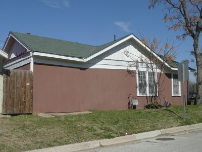 14 Chase Court guesthouse back 2011
